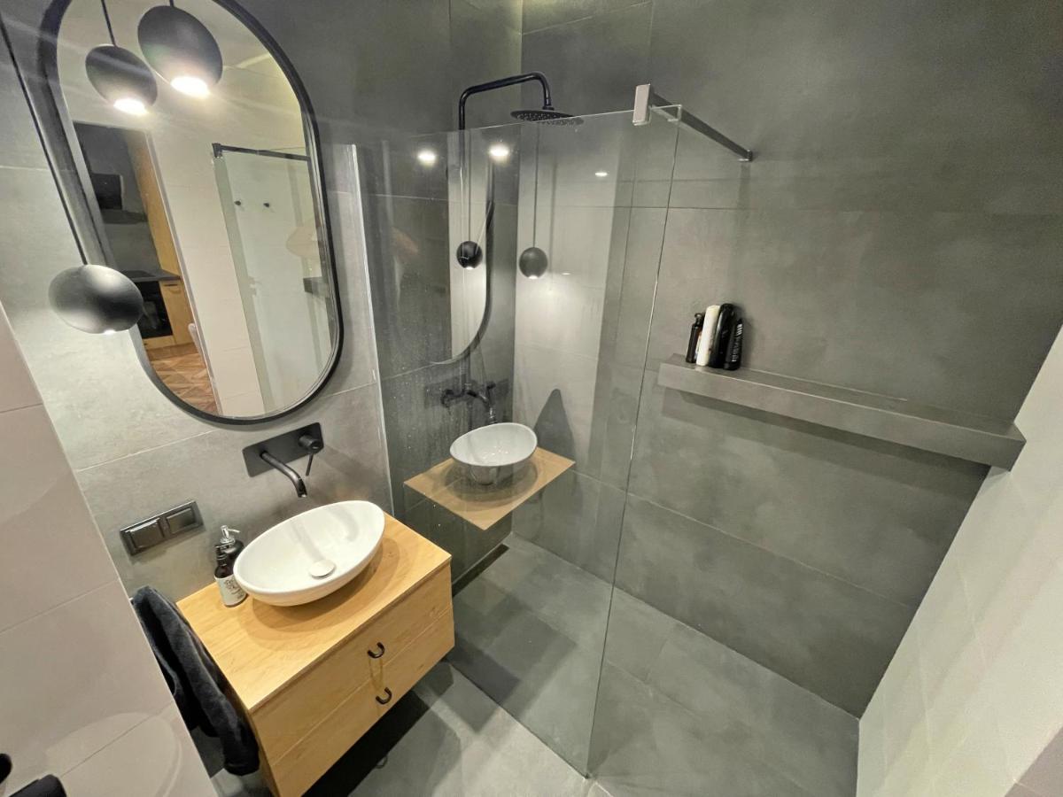 Apartament Bubble Z Darmowym Parkingiem Torun Exterior photo